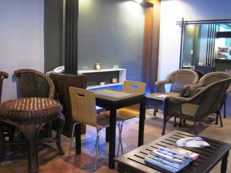 Jared Suites Upper Digos 外观 照片