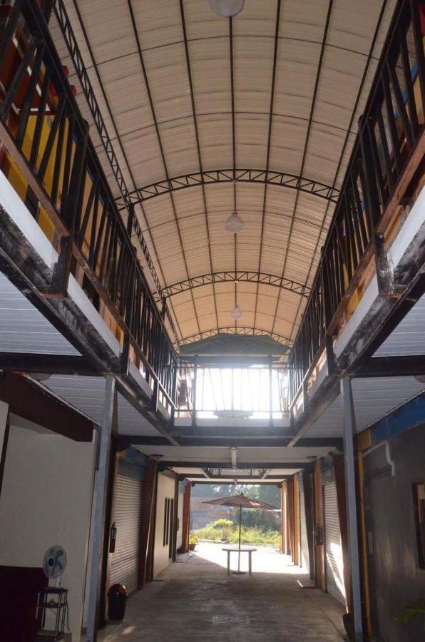 Jared Suites Upper Digos 外观 照片