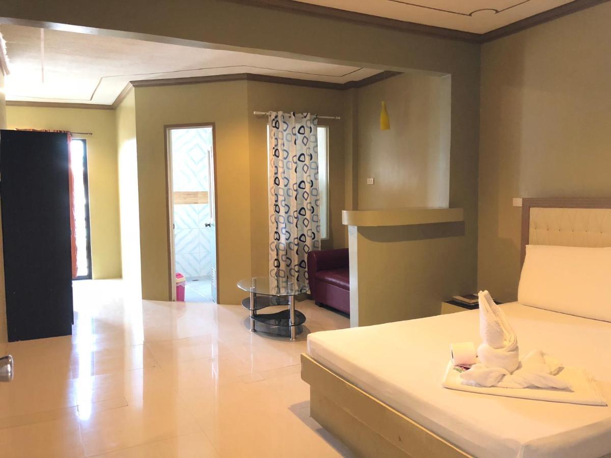 Jared Suites Upper Digos 外观 照片